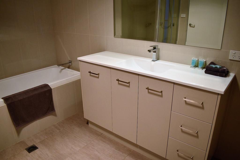 Griffith Prestige Apartments Екстер'єр фото